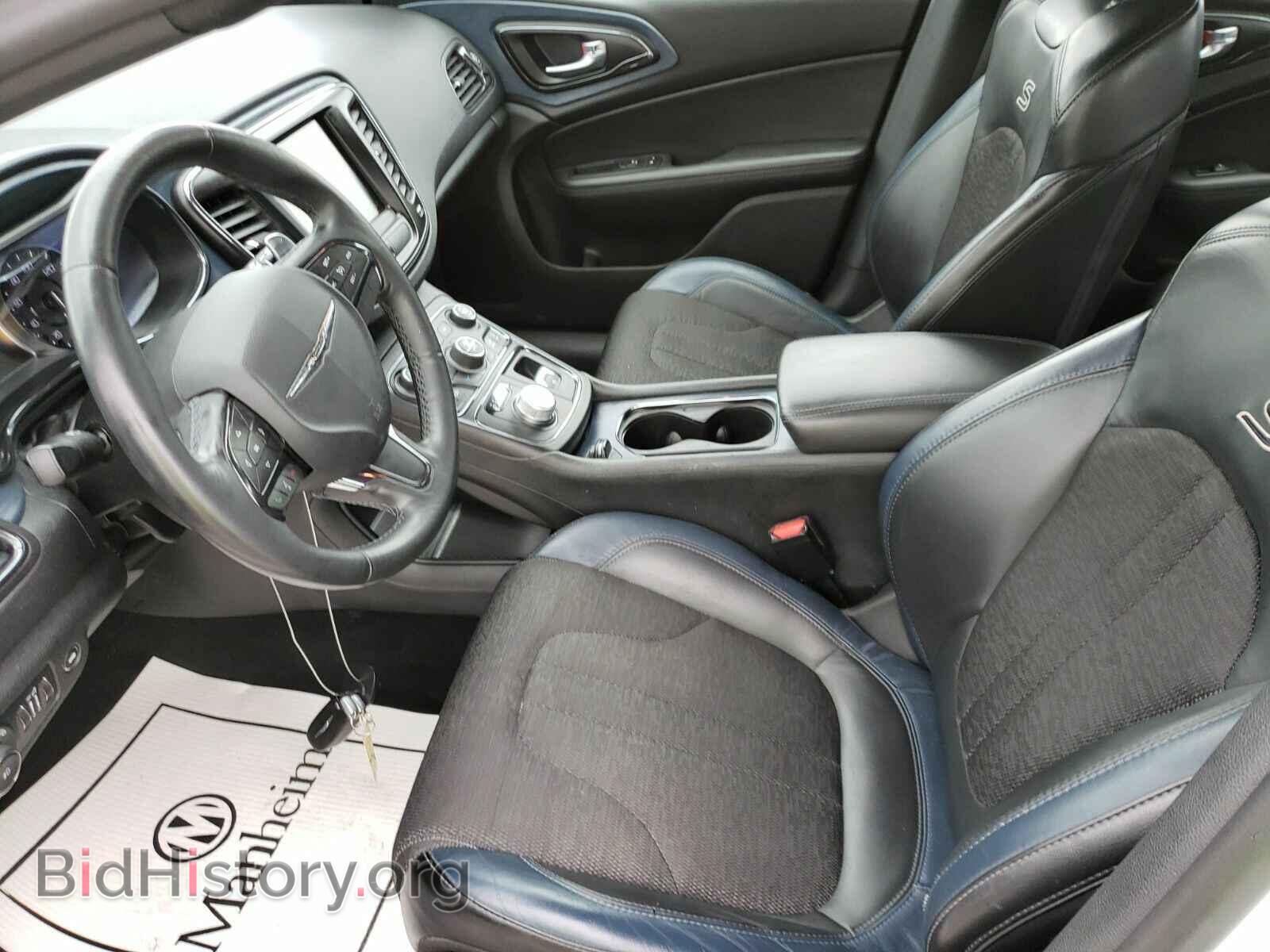 2016 Chrysler 200 - VIN: 1C3CCCBB6GN151107 - Photo 3