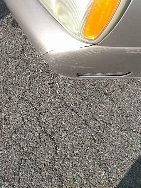 2004 Cadillac DeVille - VIN: 1G6KD54Y84U110175 - Фото 12