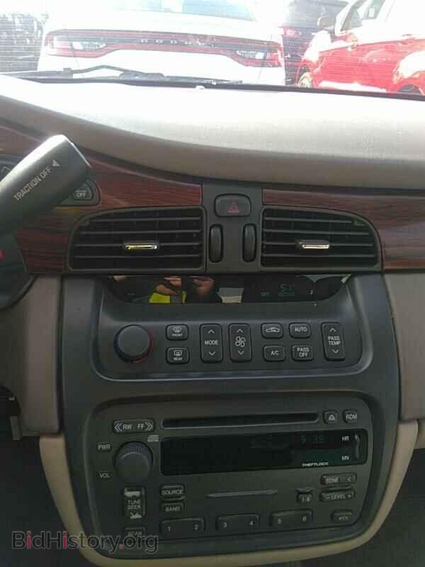 2004 Cadillac DeVille - VIN: 1G6KD54Y84U110175 - Фото 4