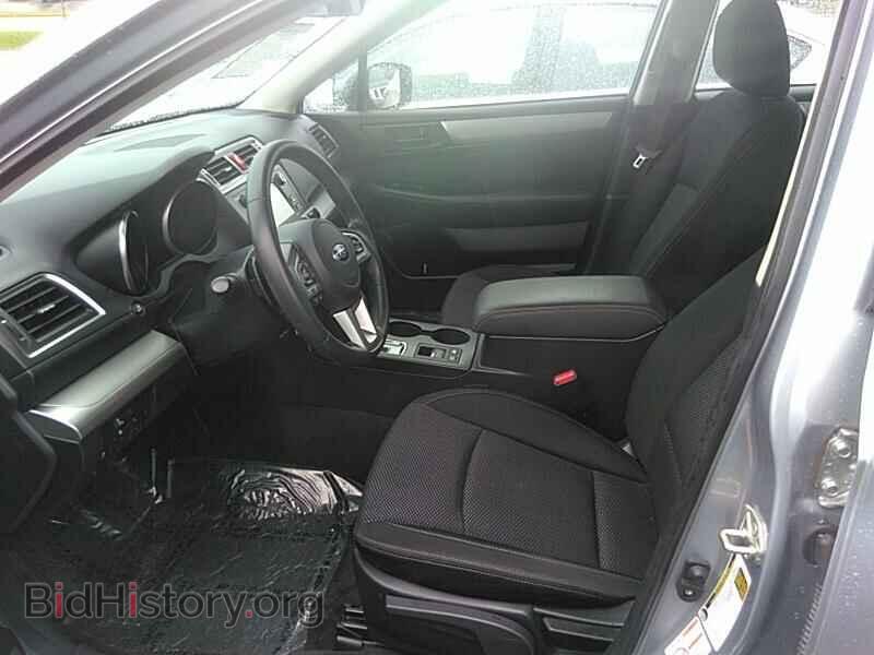 2017 Subaru Outback - VIN: 4S4BSAAC3H3393709 - Фото 3