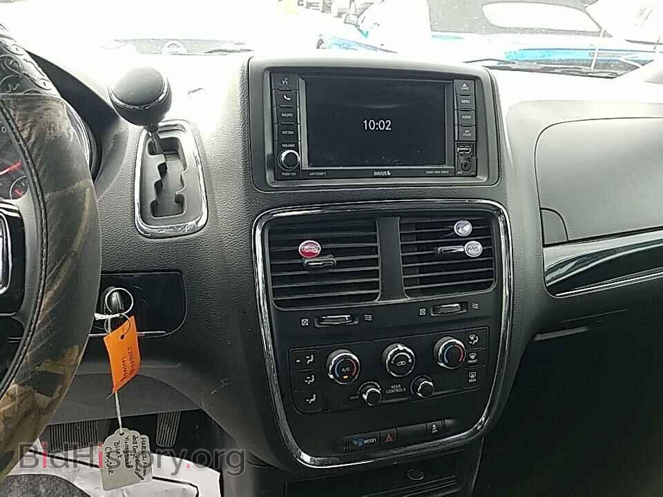 2018 Dodge Grand Caravan - VIN: 2C4RDGBG9JR135628 - Фото 4