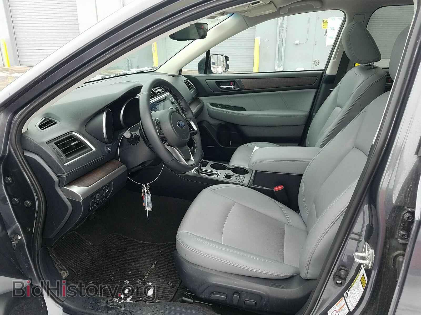 2019 Subaru Outback - VIN: 4S4BSANC2K3378281 - Фото 3