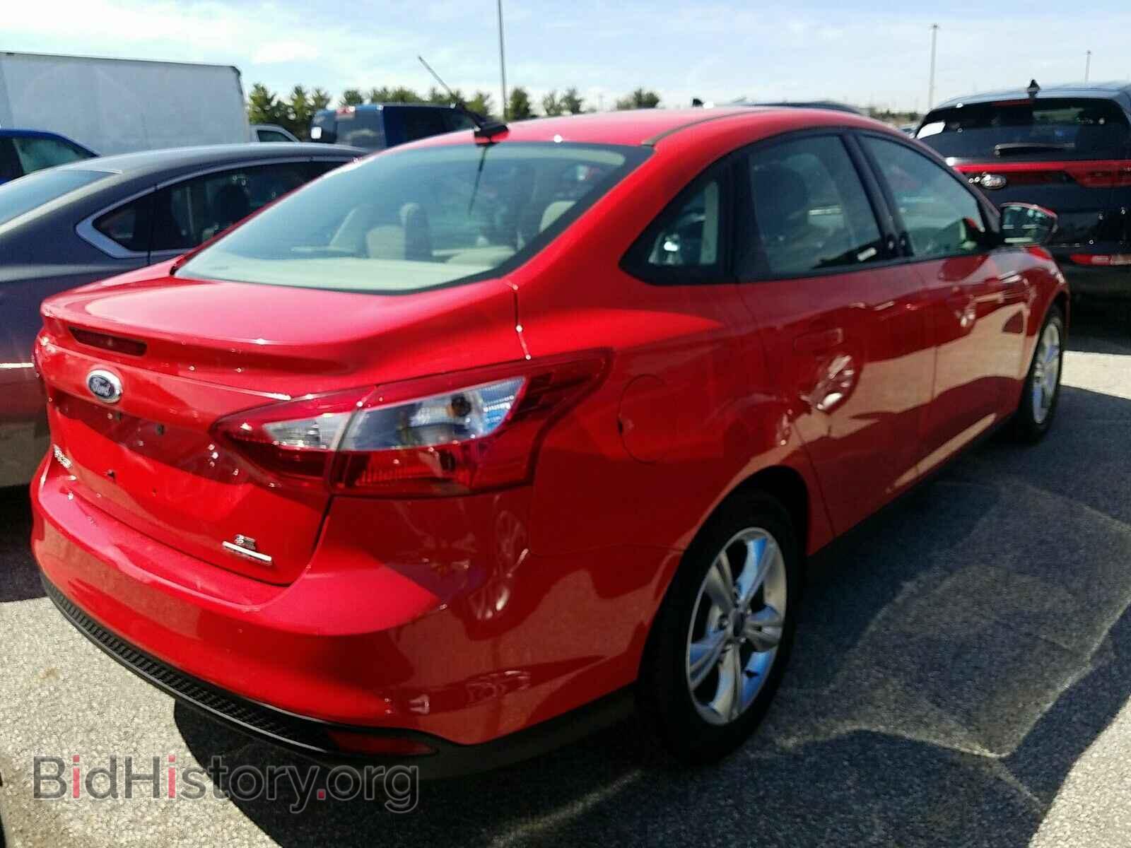 2014 Ford Focus - VIN: 1FADP3F29EL105963 - Фото 2