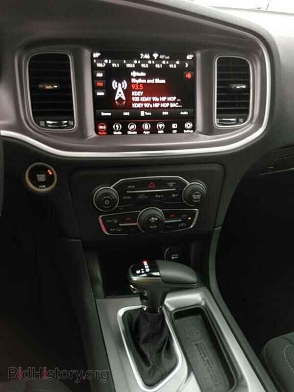 2019 Dodge Charger - VIN: 2C3CDXHG3KH567219 - Фото 4