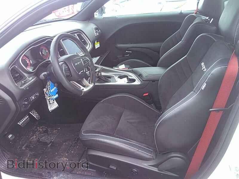 2017 Dodge Challenger - VIN: 2C3CDZC90HH600674 - Фото 3
