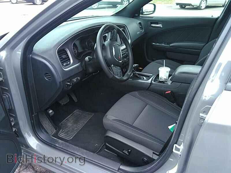 2019 Dodge Charger - VIN: 2C3CDXJG0KH663013 - Photo 3