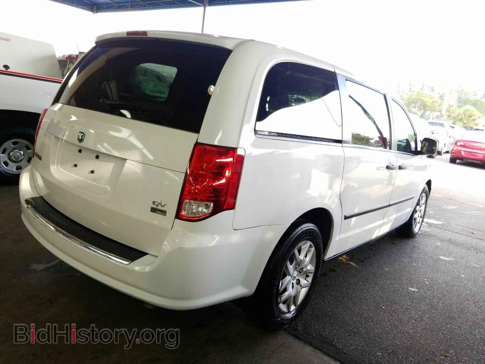 2014 Ram Cargo Van - VIN: 2C4RRGAG3ER379493 - Фото 2