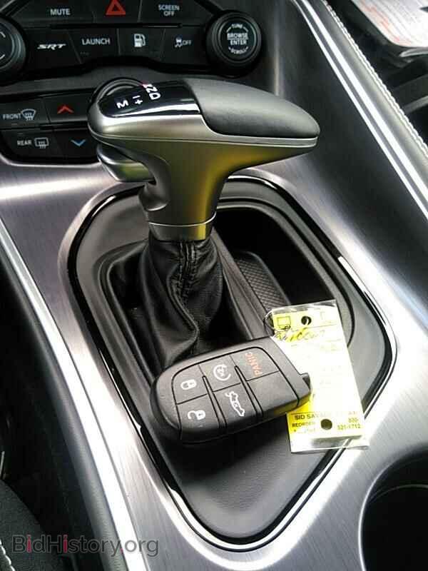 2018 Dodge Challenger - VIN: 2C3CDZH93JH100278 - Фото 8