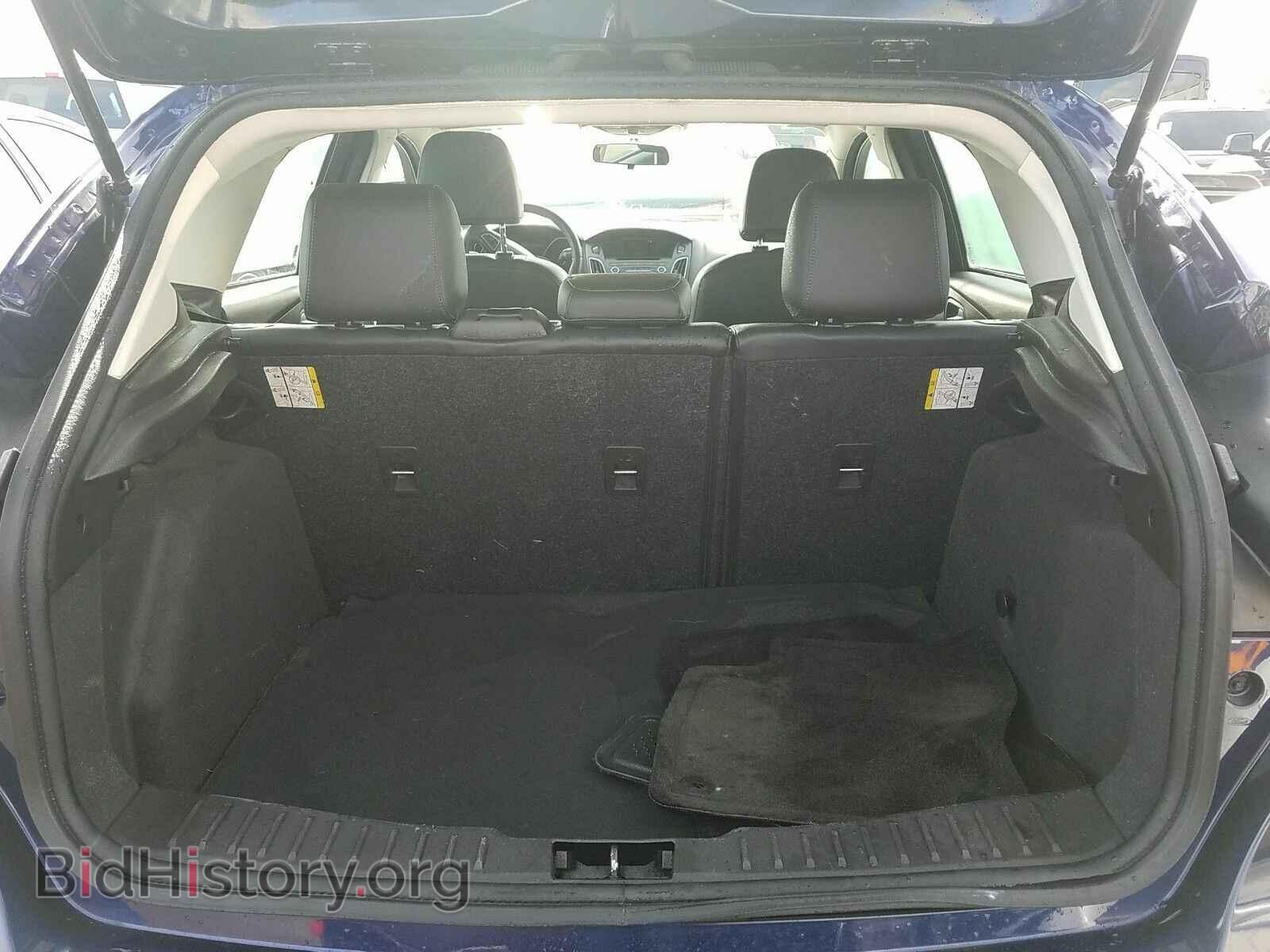 2016 Ford Focus - VIN: 1FADP3K28GL285896 - Photo 7