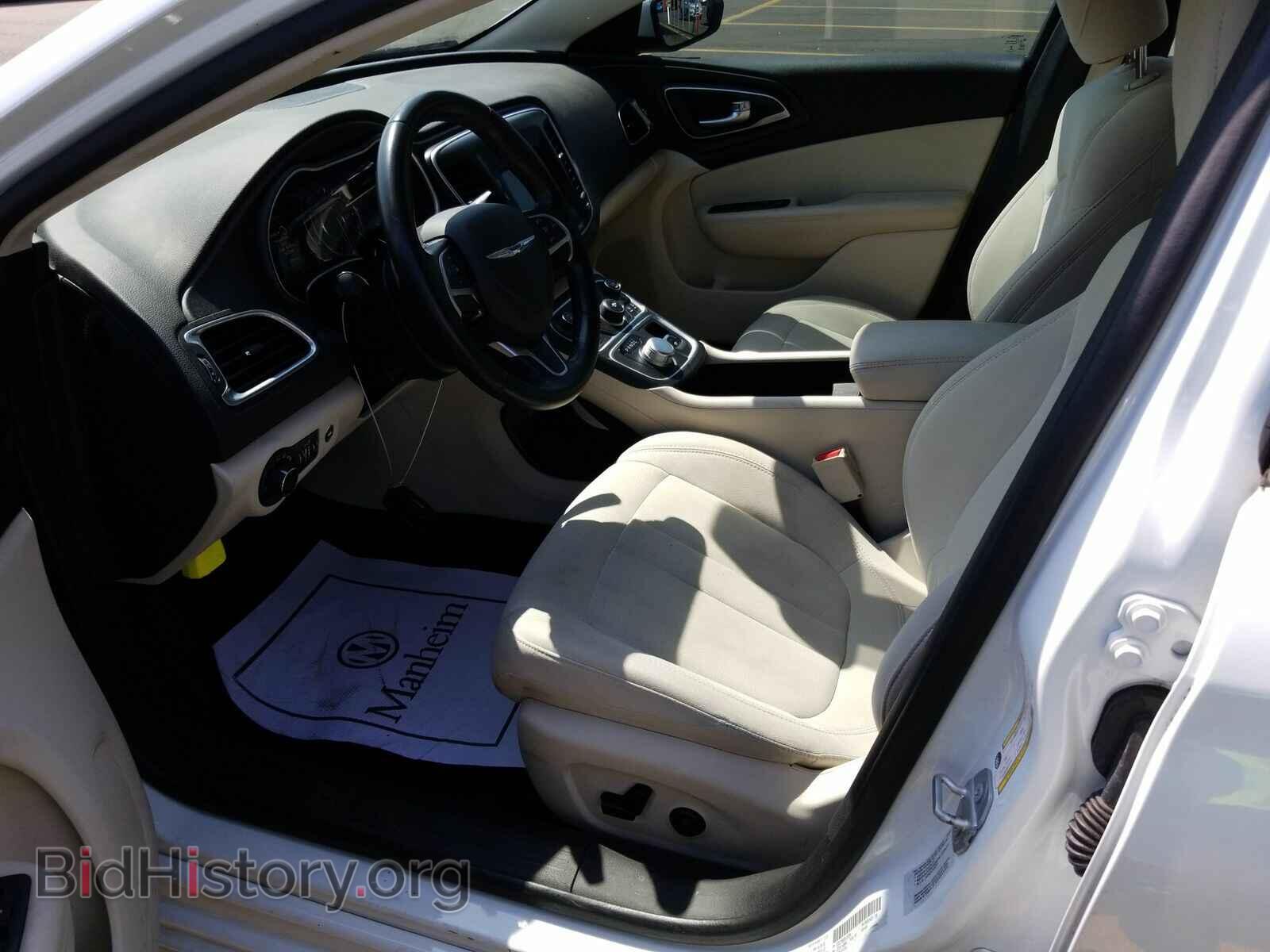 2016 Chrysler 200 - VIN: 1C3CCCAB3GN167654 - Фото 3