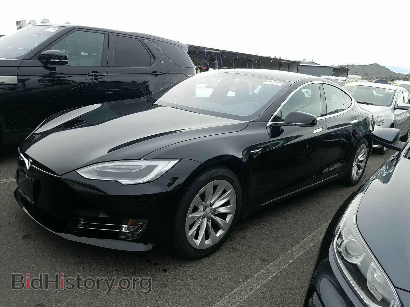 Фотография 5YJSA1E22JF280951 - Tesla Model S 2018