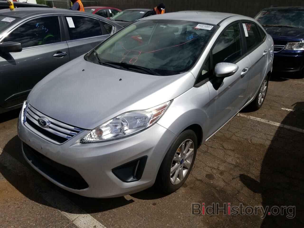 Photo 3FADP4BJ4DM165312 - Ford Fiesta 2013