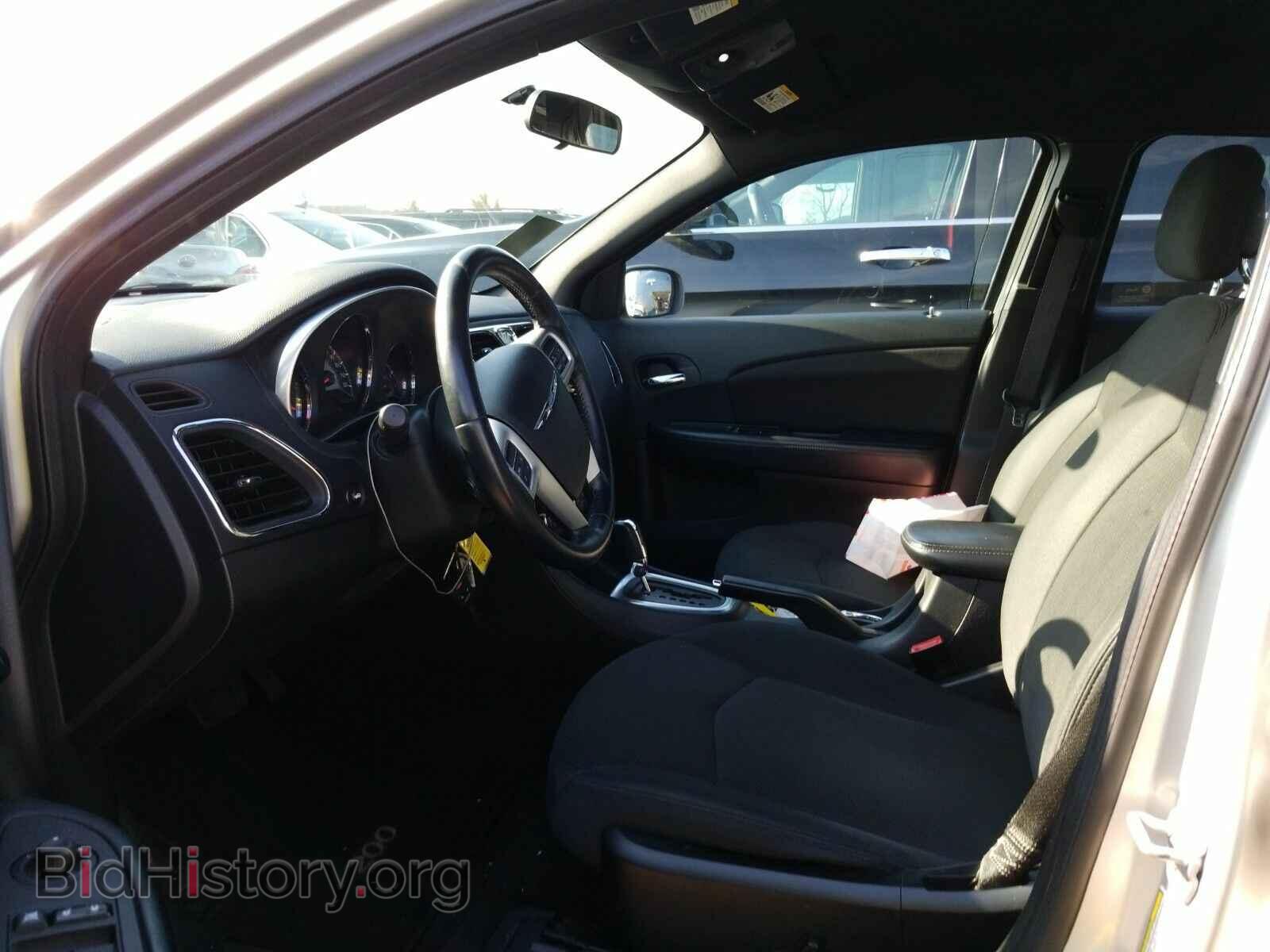 2011 Chrysler 200 - VIN: 1C3BC1FB8BN539507 - Фото 3