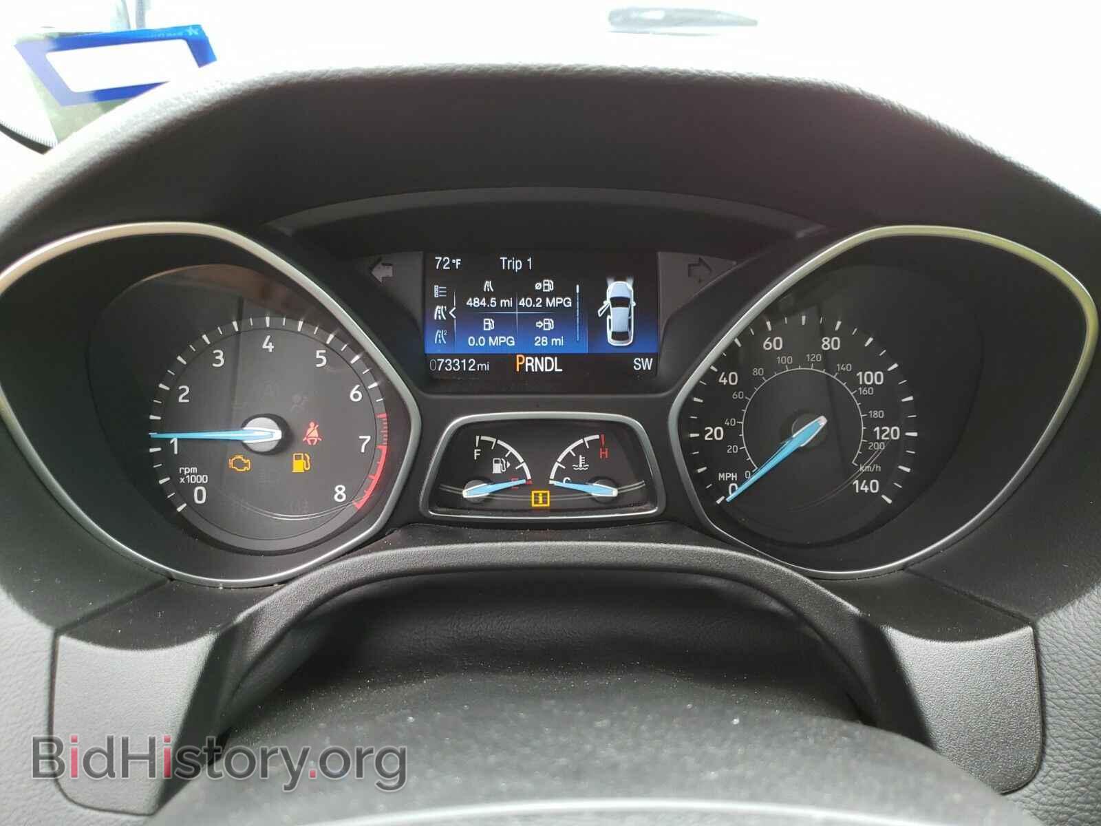 2016 Ford Focus - VIN: 1FADP3F27GL378886 - Photo 5