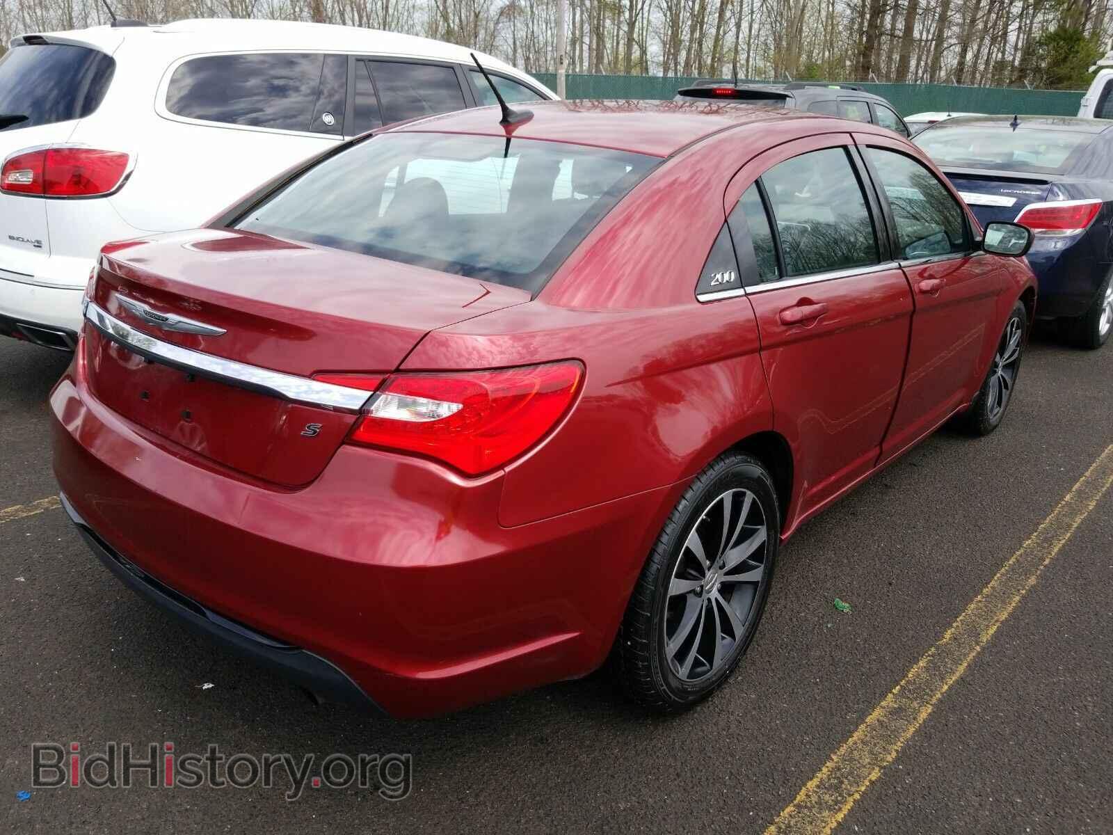 2014 Chrysler 200 - VIN: 1C3CCBBB3EN107539 - Фото 2