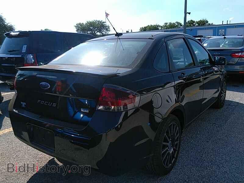2010 Ford Focus - VIN: 1FAHP3GN9AW276800 - Фото 2