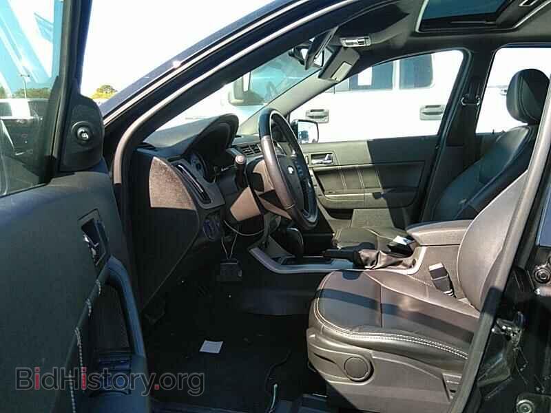 2010 Ford Focus - VIN: 1FAHP3GN9AW276800 - Фото 3