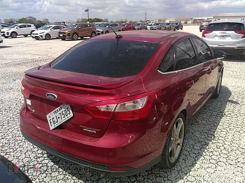 2014 Ford Focus - VIN: 1FADP3J2XEL137635 - Фото 2