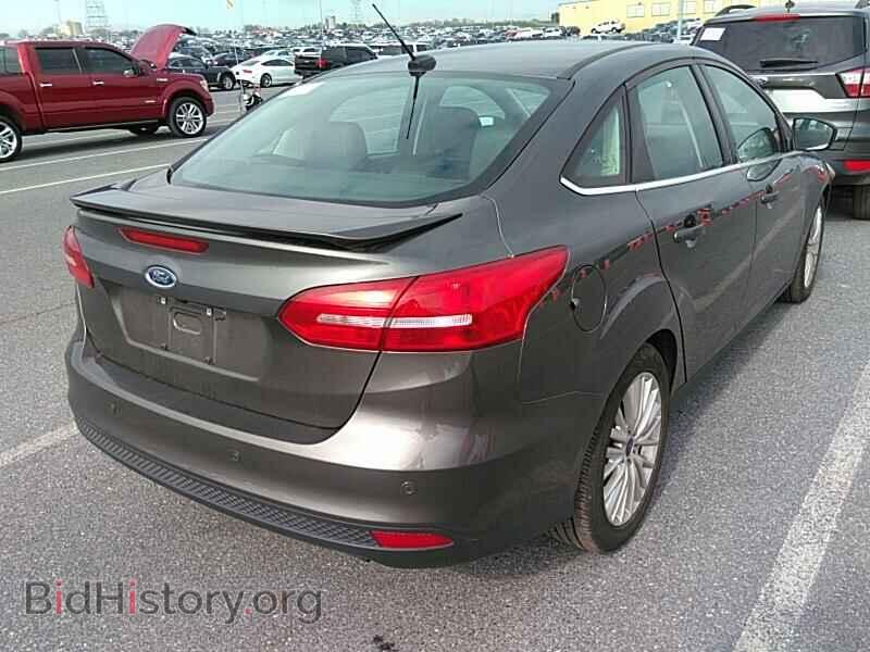 2017 Ford Focus - VIN: 1FADP3J22HL238270 - Фото 2