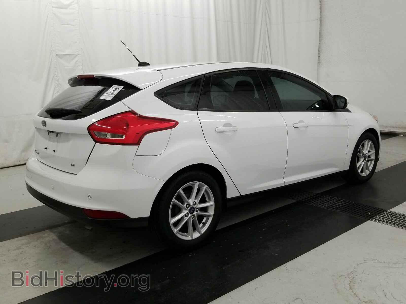 2016 Ford Focus - VIN: 1FADP3K25GL405783 - Photo 4