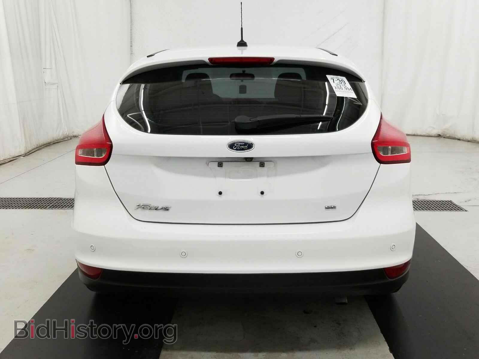 2016 Ford Focus - VIN: 1FADP3K25GL405783 - Photo 5