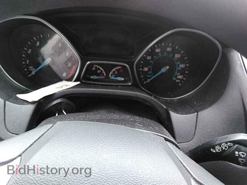 2014 Ford Focus - VIN: 1FADP3K27EL324247 - Фото 5