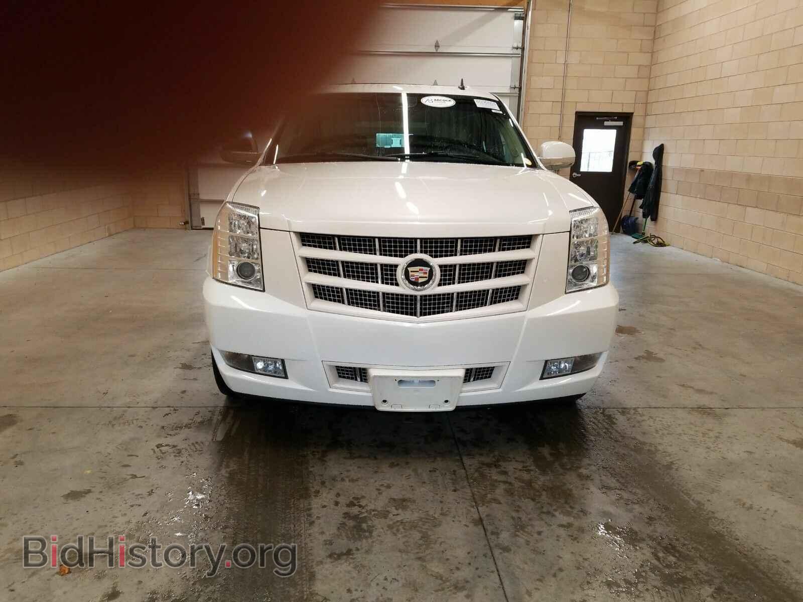 2014 Cadillac Escalade - VIN: 1GYS4CEF8ER218499 - Фото 2