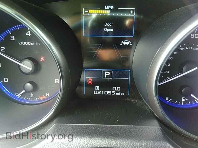 2019 Subaru Outback - VIN: 4S4BSAFC6K3375463 - Фото 5