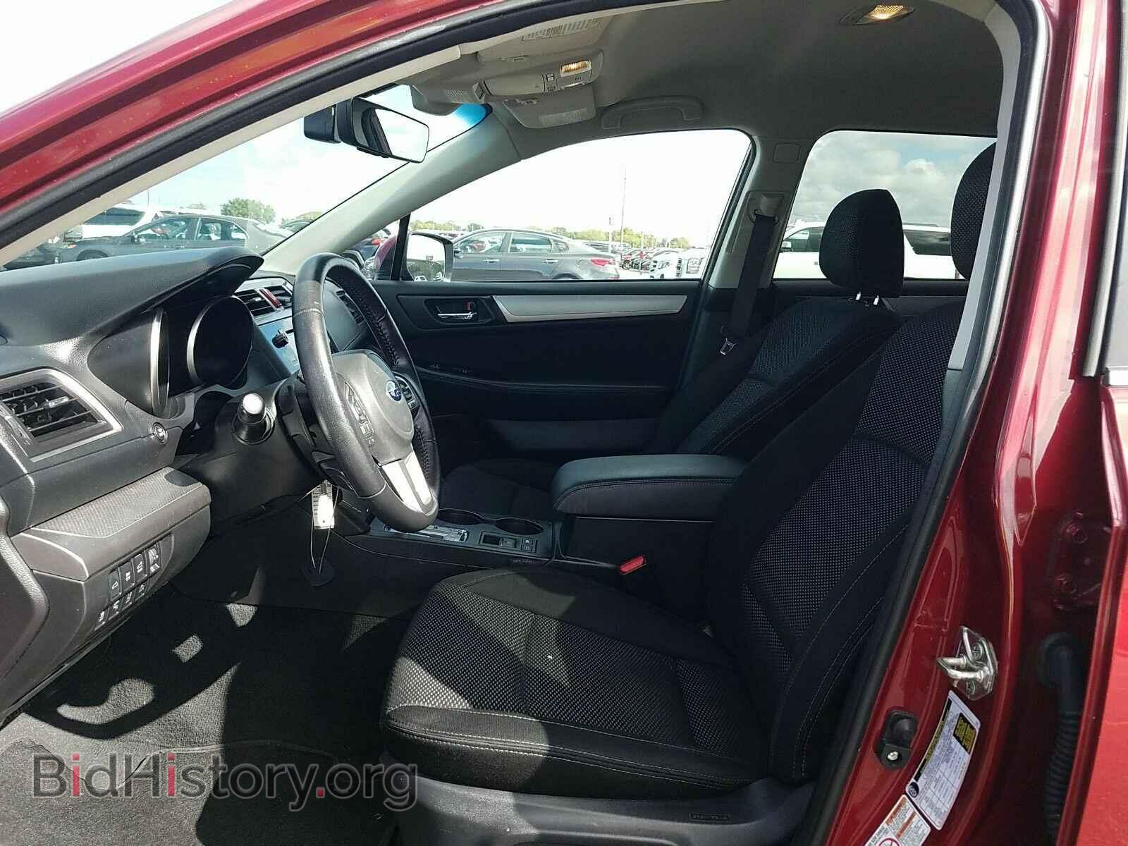 2017 Subaru Outback - VIN: 4S4BSAFC0H3299957 - Фото 3