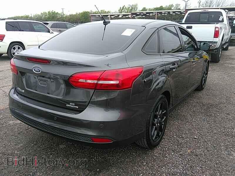 2016 Ford Focus - VIN: 1FADP3F22GL307952 - Фото 2