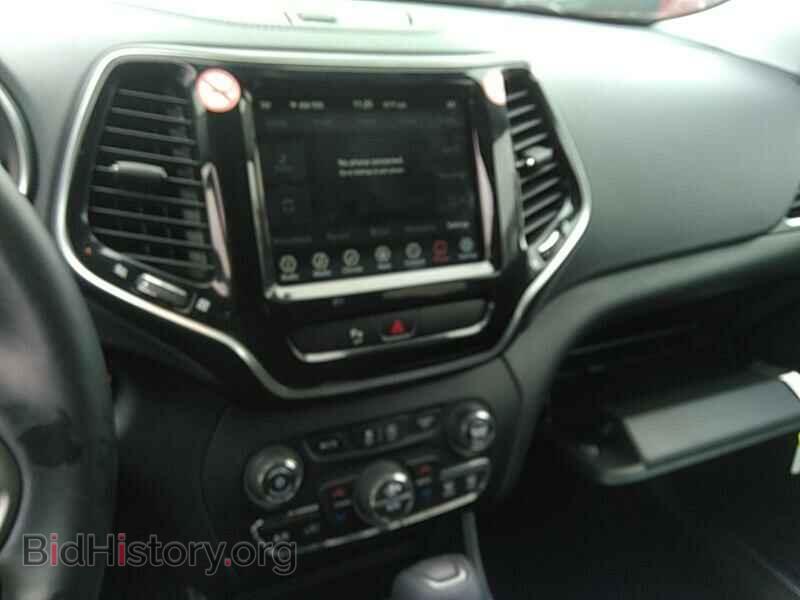 2020 Jeep Cherokee - VIN: 1C4PJMDX3LD500984 - Фото 4