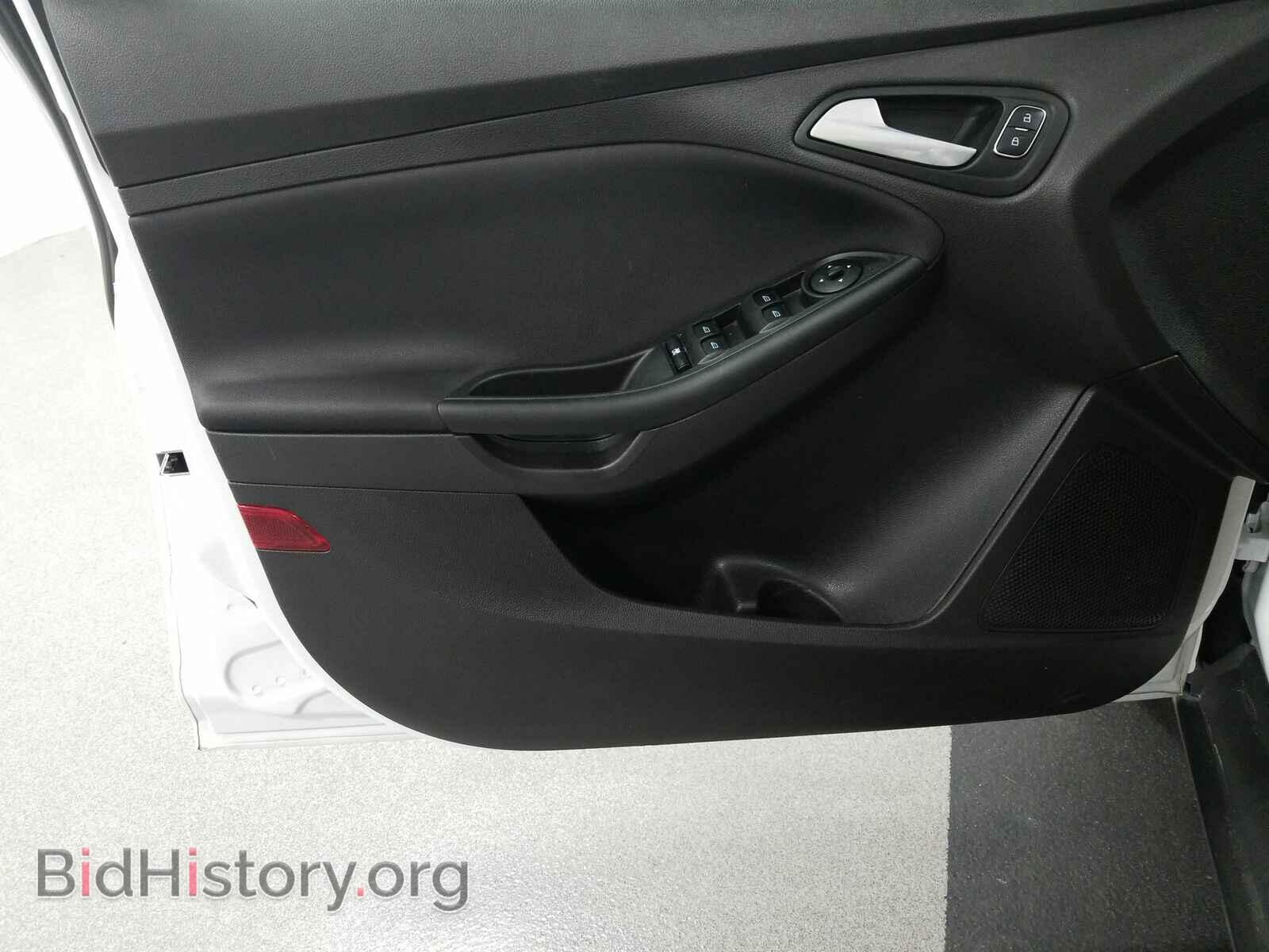 2017 Ford Focus - VIN: 1FADP3K20HL278202 - Фото 9