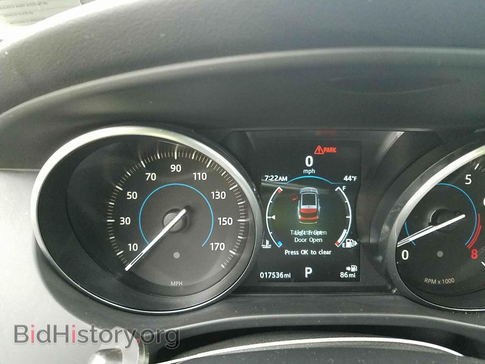 2017 Jaguar F-PACE - VIN: SADCJ2BV7HA498822 - Фото 5