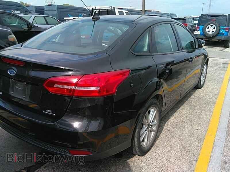 2015 Ford Focus - VIN: 1FADP3F25FL270989 - Photo 2