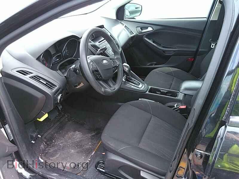 2015 Ford Focus - VIN: 1FADP3F25FL270989 - Photo 3