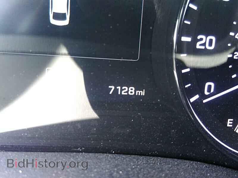 2017 Genesis G80 - VIN: KMHGN4JEXHU177916 - Фото 5