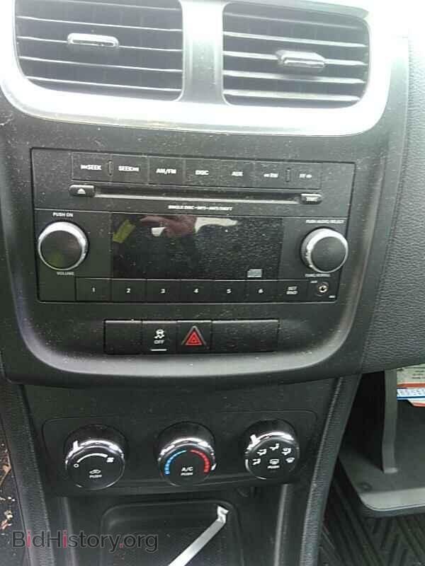 2013 Dodge Avenger - VIN: 1C3CDZAB3DN752519 - Photo 4