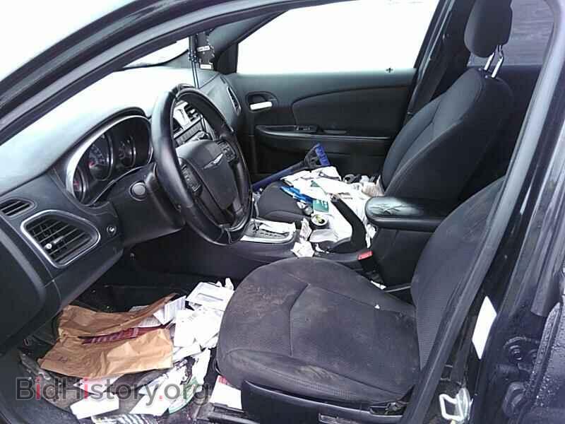2012 Chrysler 200 - VIN: 1C3CCBABXCN319112 - Фото 3