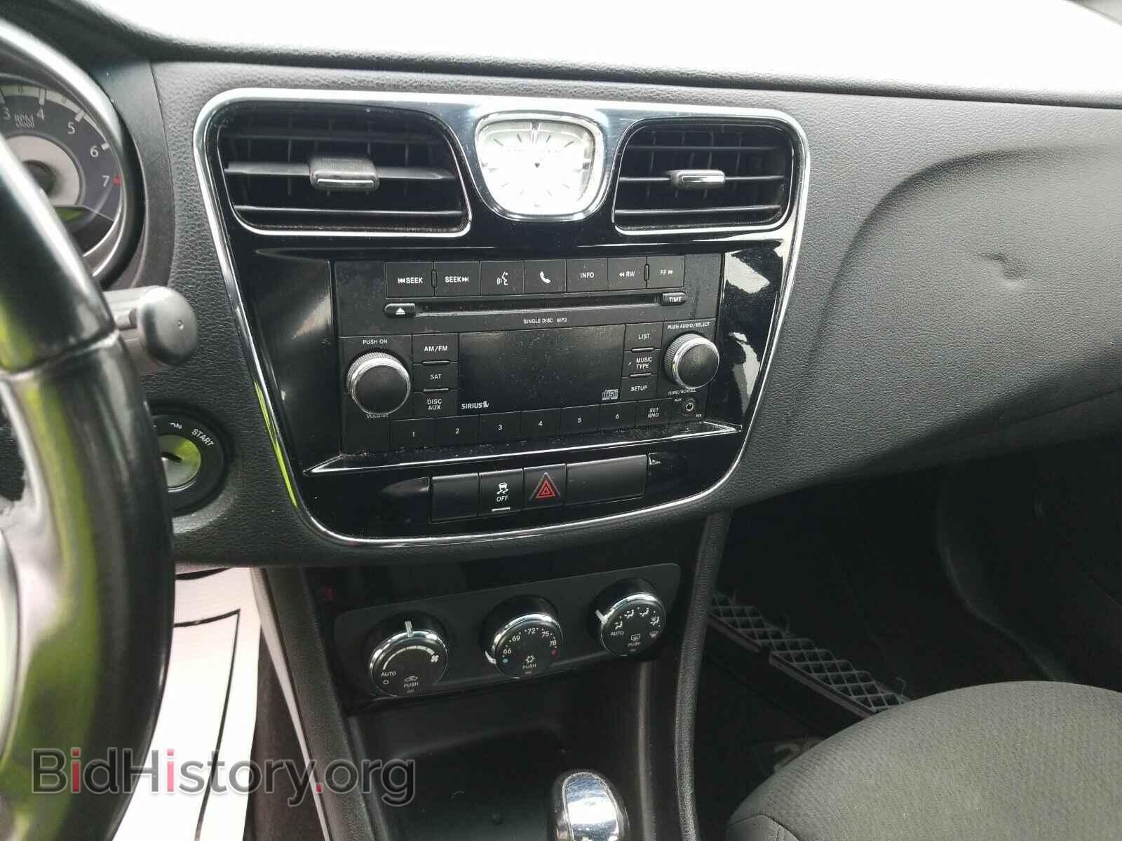 2011 Chrysler 200 - VIN: 1C3BC1FB9BN512932 - Фото 4
