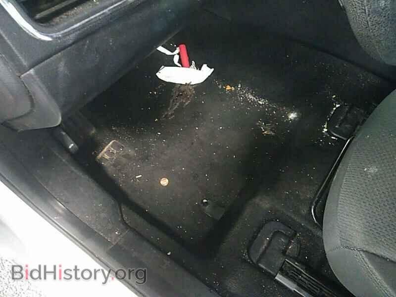 2014 Chrysler 200 - VIN: 1C3CCBAB0EN207437 - Фото 24