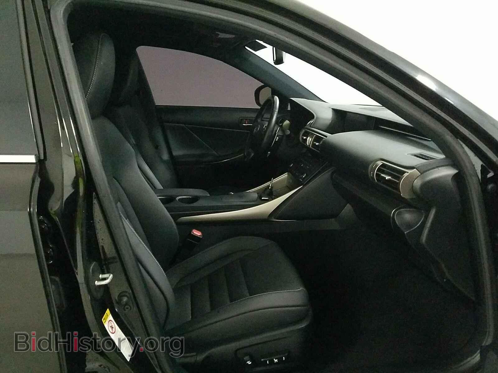2016 Lexus IS 200t - VIN: JTHBA1D25G5026676 - Фото 8