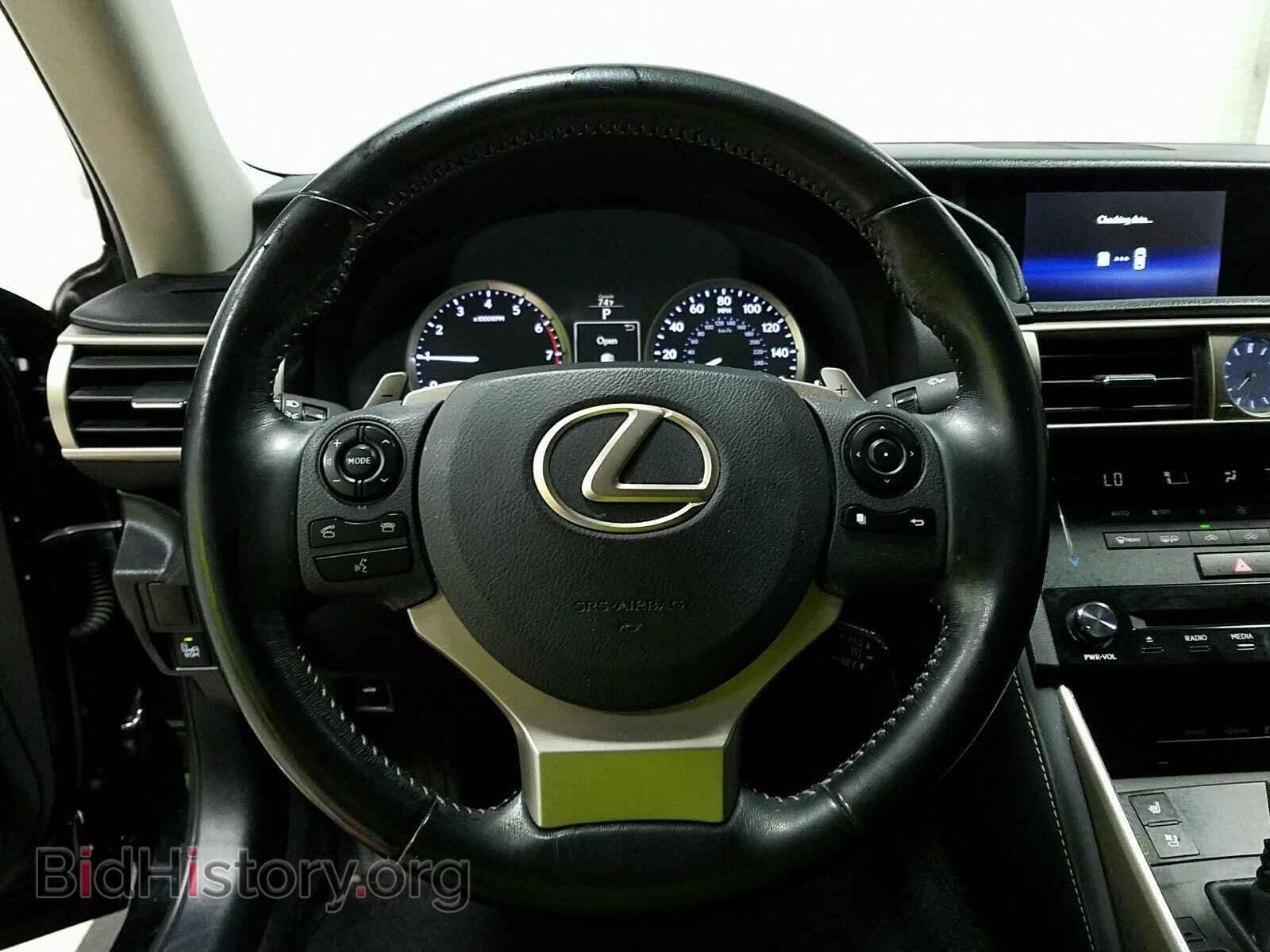2016 Lexus IS 200t - VIN: JTHBA1D2XG5011445 - Фото 10