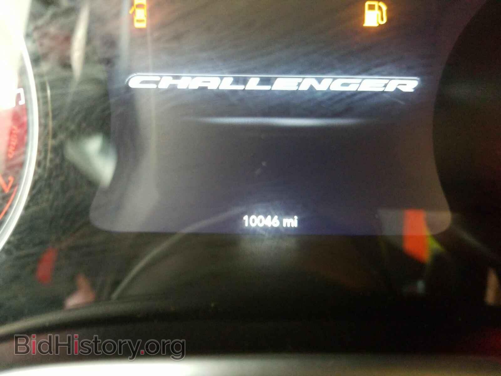 2017 Dodge Challenger - VIN: 2C3CDZGG2HH598662 - Фото 5