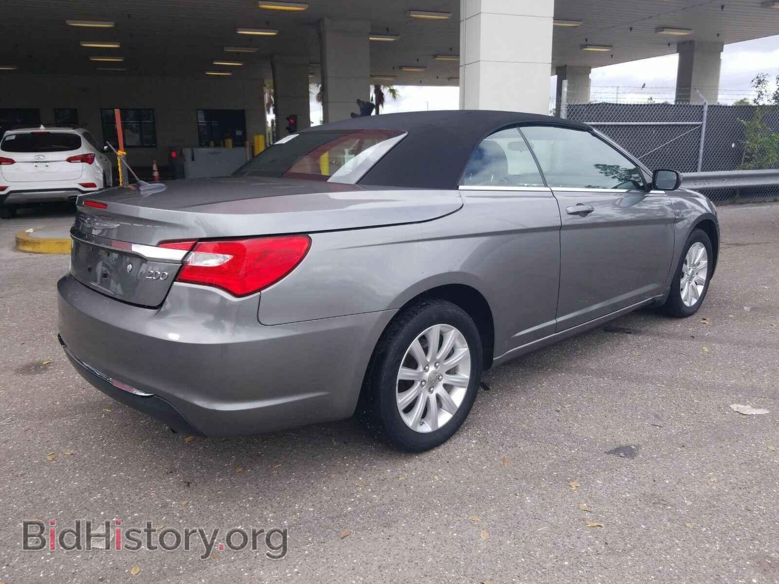 2012 Chrysler 200 - VIN: 1C3BCBEB5CN115954 - Photo 2