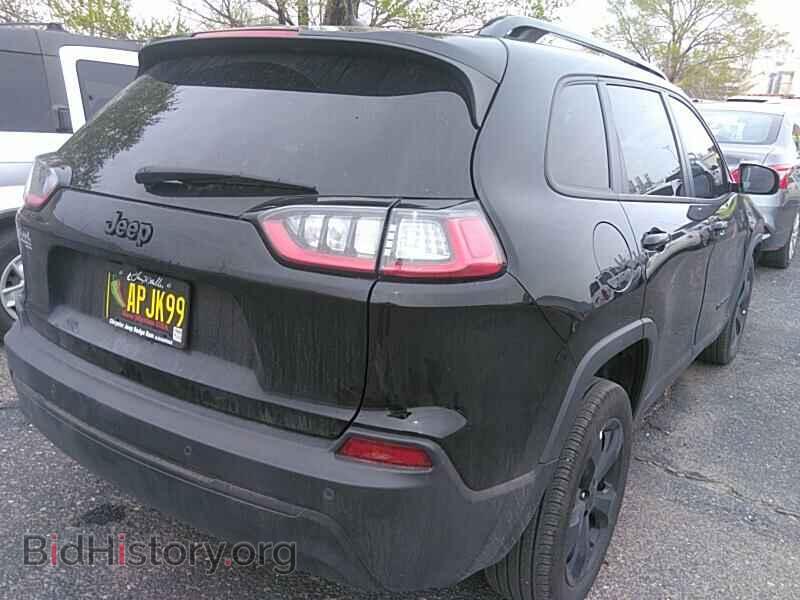 2019 Jeep Cherokee - VIN: 1C4PJLLB7KD377320 - Фото 2