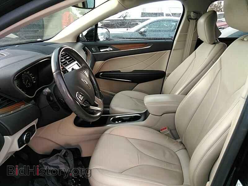 2017 Lincoln MKC - VIN: 5LMCJ2C93HUL33371 - Фото 3