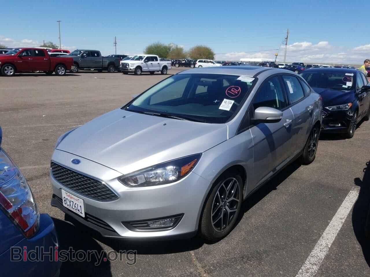 Фотография 1FADP3H22JL294429 - Ford Focus 2018