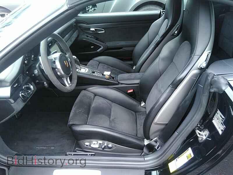 2016 Porsche 911 - VIN: WP0CB2A99GS154740 - Фото 3