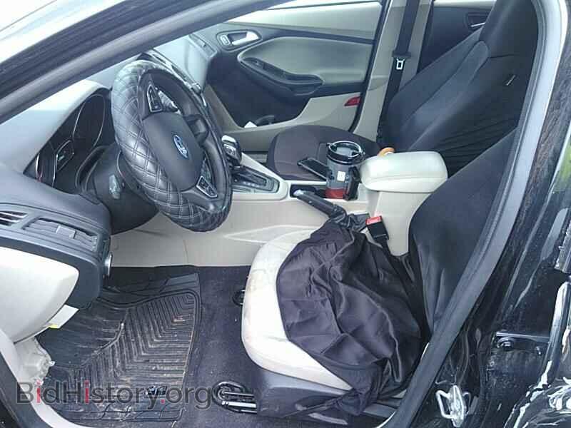 2015 Ford Focus - VIN: 1FADP3F22FL204058 - Фото 3