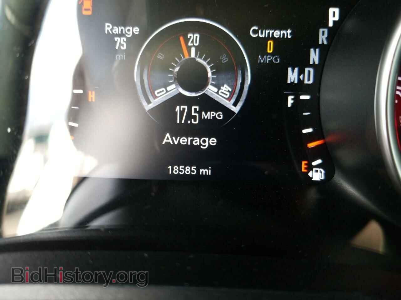 2018 Dodge Challenger - VIN: 2C3CDZAG1JH153246 - Photo 5